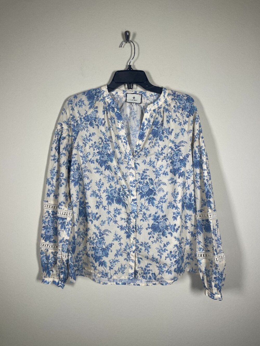 Tuckernuck Women's Forget Me Not Floral Camden Blouse M 100% Cotton!